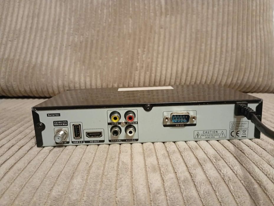 Sprzedam cyfrowy tuner (dekoder) satelitarny marki Echosat, model 20500 S