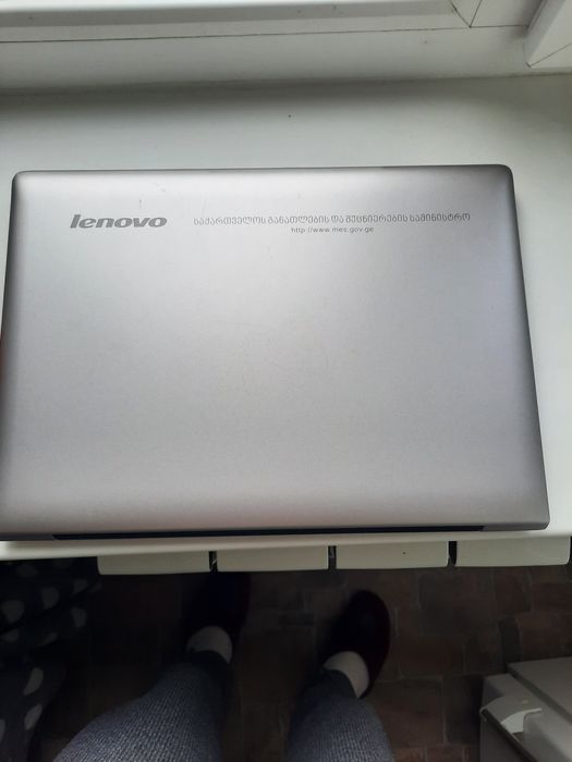 Ноутбук Леново 80м4