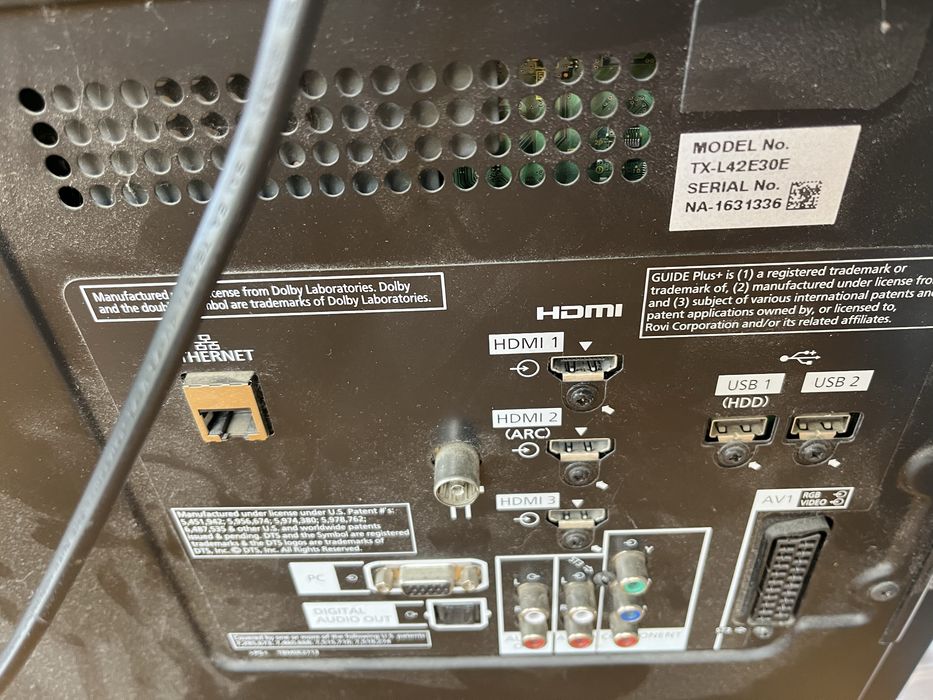Telewizor Panasonic TX-L42E30E 42 cale | Uszkodzony / Na części