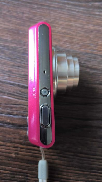 Продам фотоаппарат Sony W730