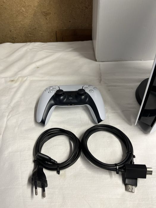 Продам Sony Playstation 5