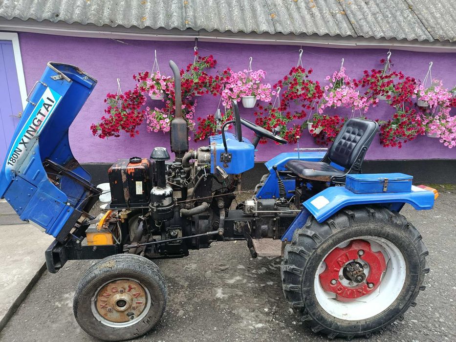 Продам міні-трактор. На ходу.