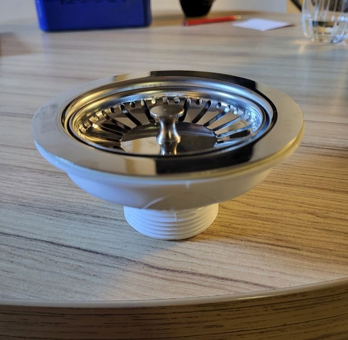Spust do zlewu z sitkiem 80mm bez przelewu