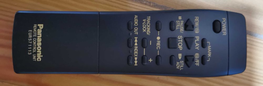 Видеомагнитофон Panasonic NV-HP10 Mu Hi-Fi Stereo (Брат NV-F55)