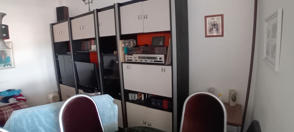 Vendo movel de sala, com luzes.