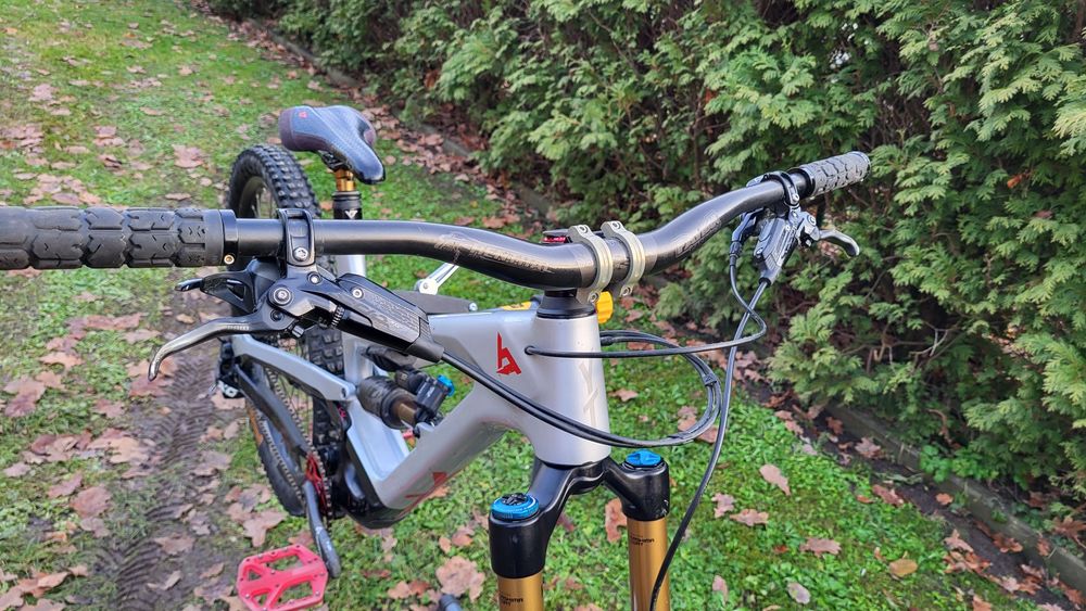 Rower Yt Capra Pro race 2020