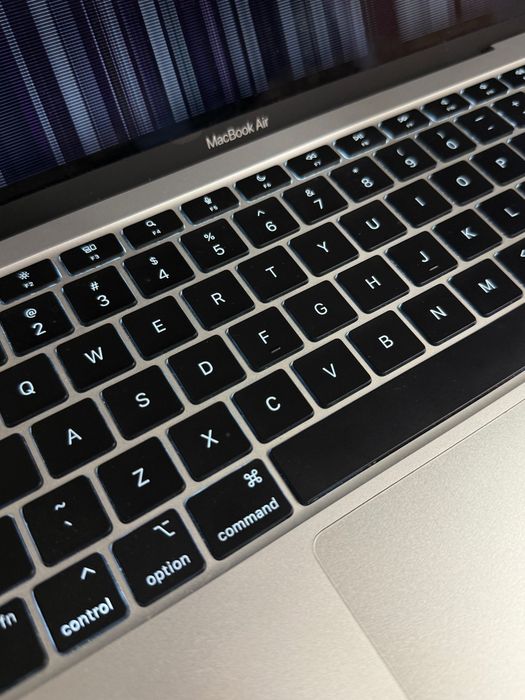 MacBook Air 13” M1 8GB/512GB + oryginalne pudełko