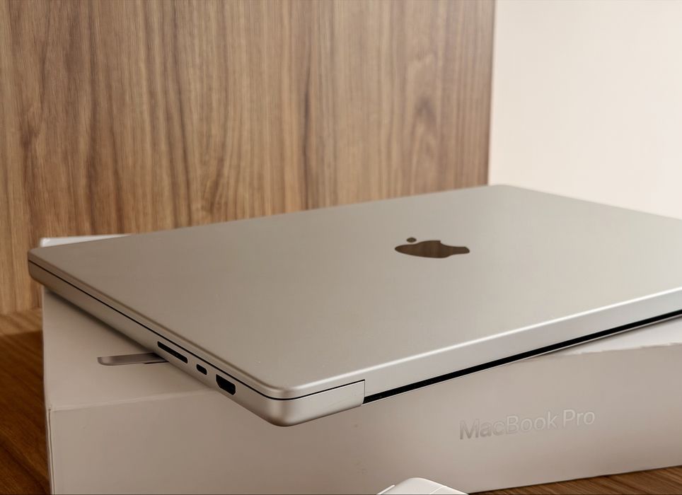 2021 MacBook Pro A2485 16” M1 PRO 16GB 512GB - Komplet, bez blokad
