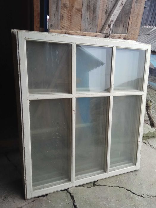 Віконні рами із склом