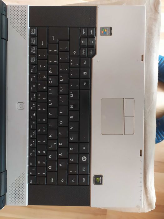 Fujitsu Esprimo v6515