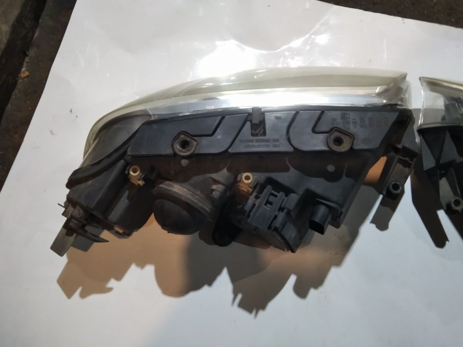 Фари Volkswagen b5 2004 рік