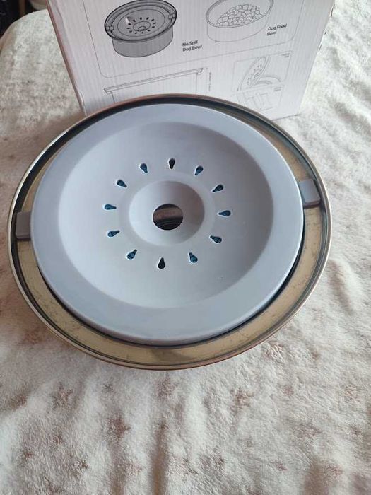 Miska Dla Psa antychlapiąca ze stali nierdzewnej z filtrem do wody