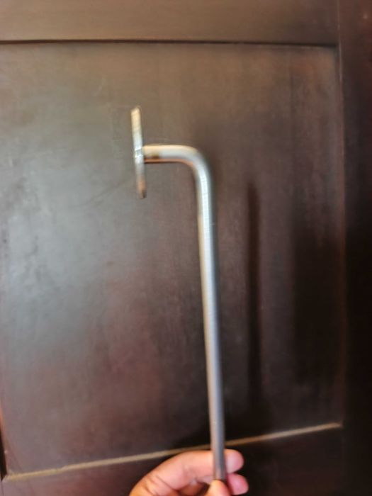 Varão em metal IKEA