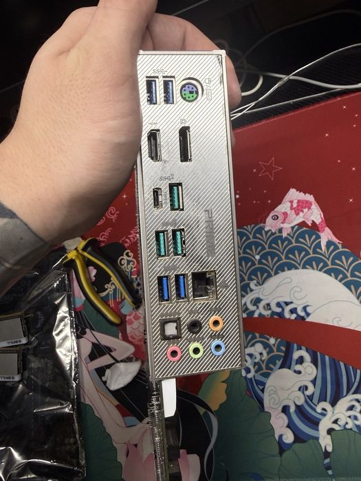 Продаеться Asus Prime X570-Pro