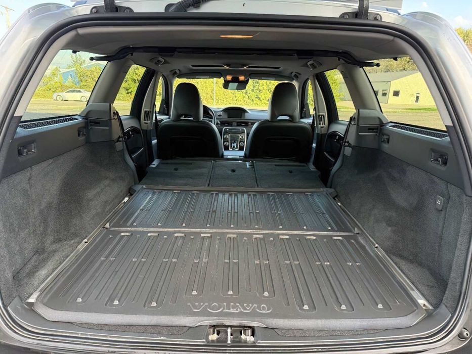 Volvo XC70      2016