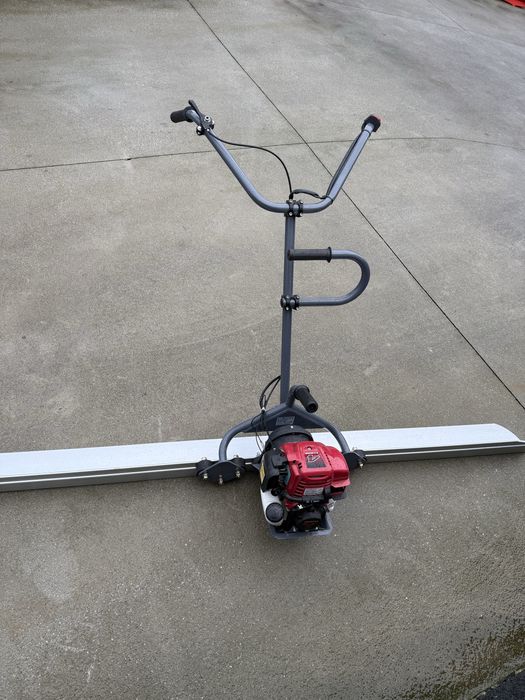 Regua vibratoria com motor HONDA
