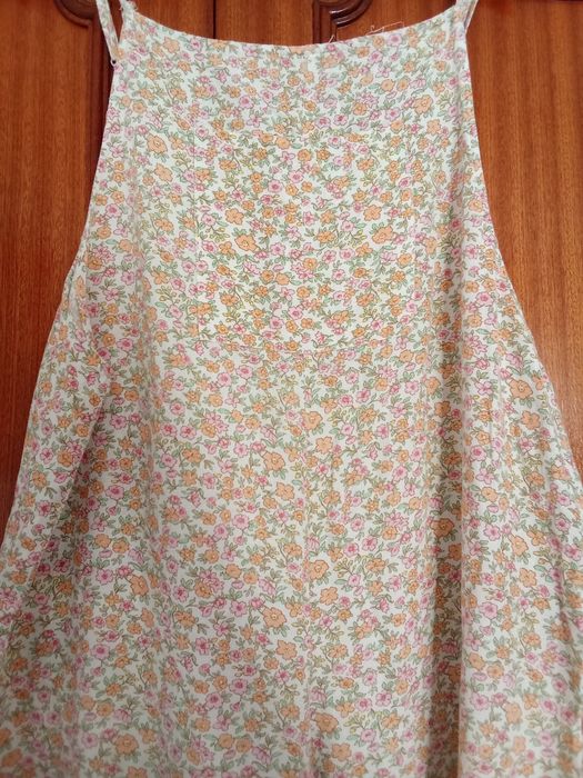 Macacão florido (Lefties)lindo