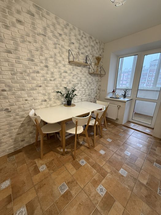 Без% Сертифікат, єВідновлення, простора 2-к квартра,Петрівський кварта