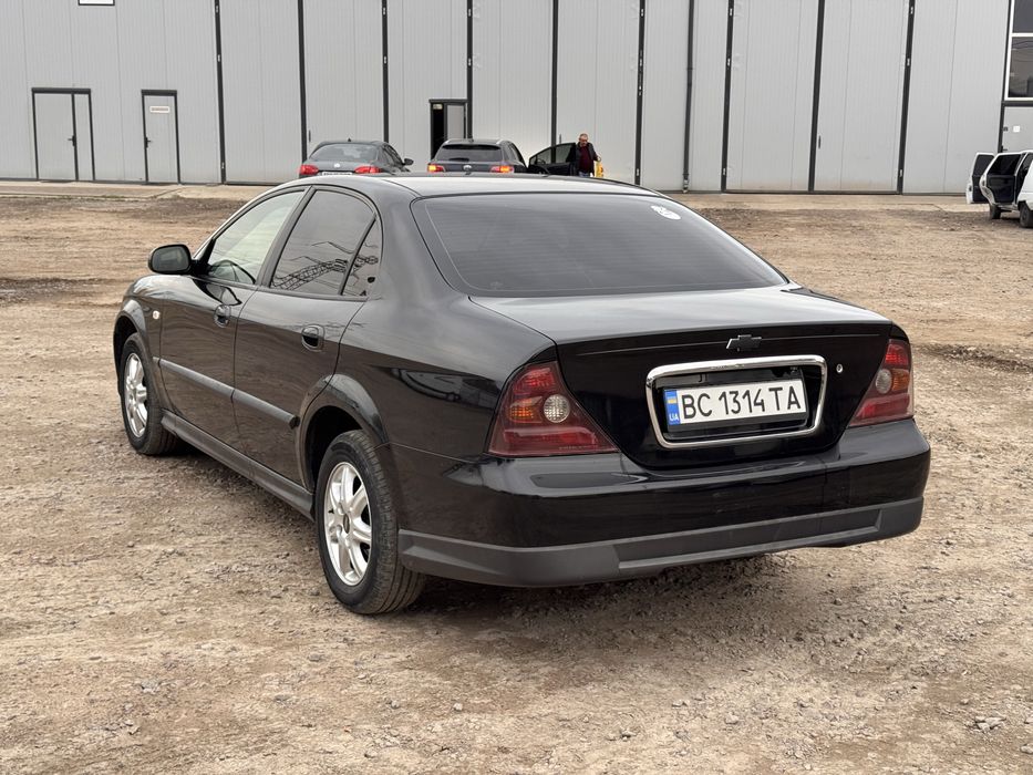 продам Chevrolet Evanda 2005
