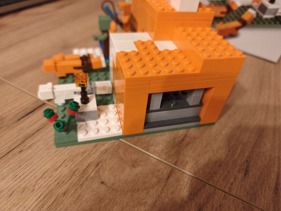 Lego Minecraft 21178 The Fox Lodge