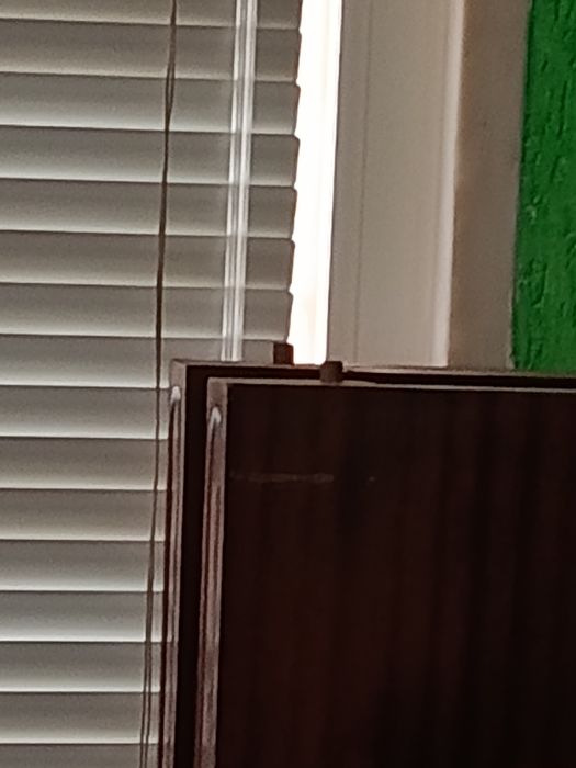 Portas de vitrine com laterais em madeira para transformar