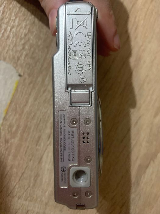 Цифровий фотоапарат Olympus Fe 340 мильниця НА ЗАПЧАСТИНИ АБО РЕМОНТ