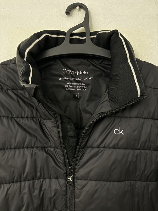 Чоловічий мікропуховик  Calvin Klein • Як нова! Дуже легка й тепла