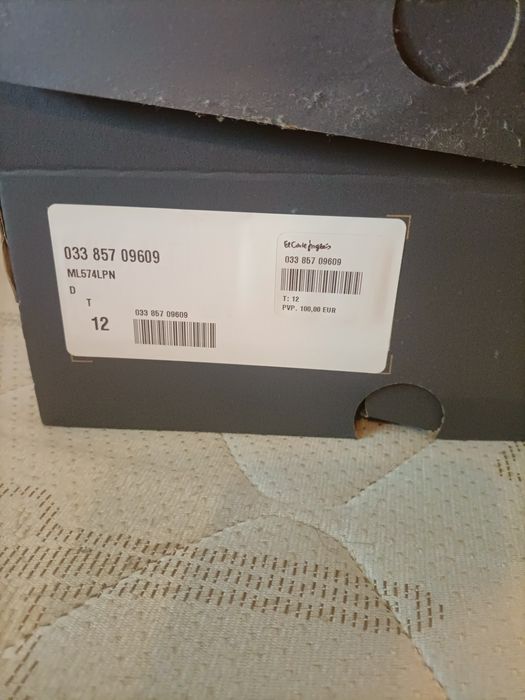 Sapatilhas de Homem New Balance Originais n46, 5, Novas com a Caixa Or