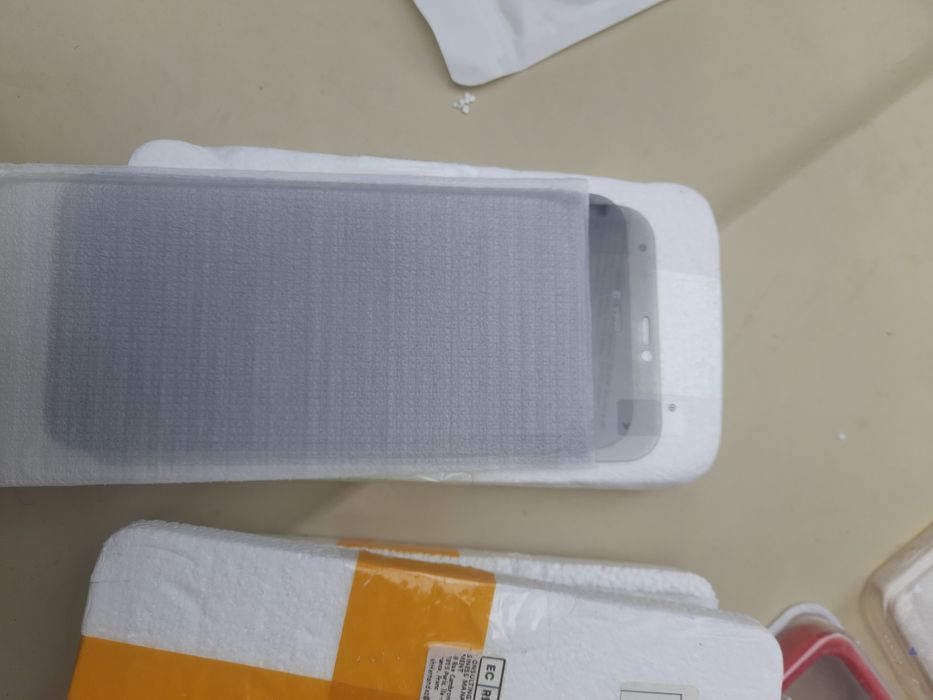 Продам чохли на 12 pro max