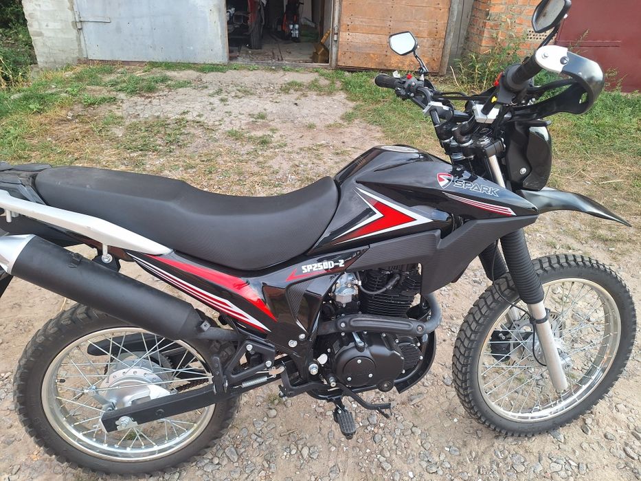 Мотоцикол  Spark 250-D2