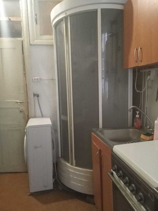 продам коммунальную квартиру, центр, 2 комнаты