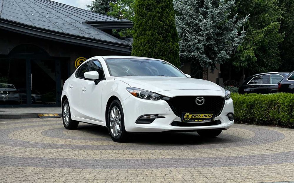 Mazda 3 2017 року