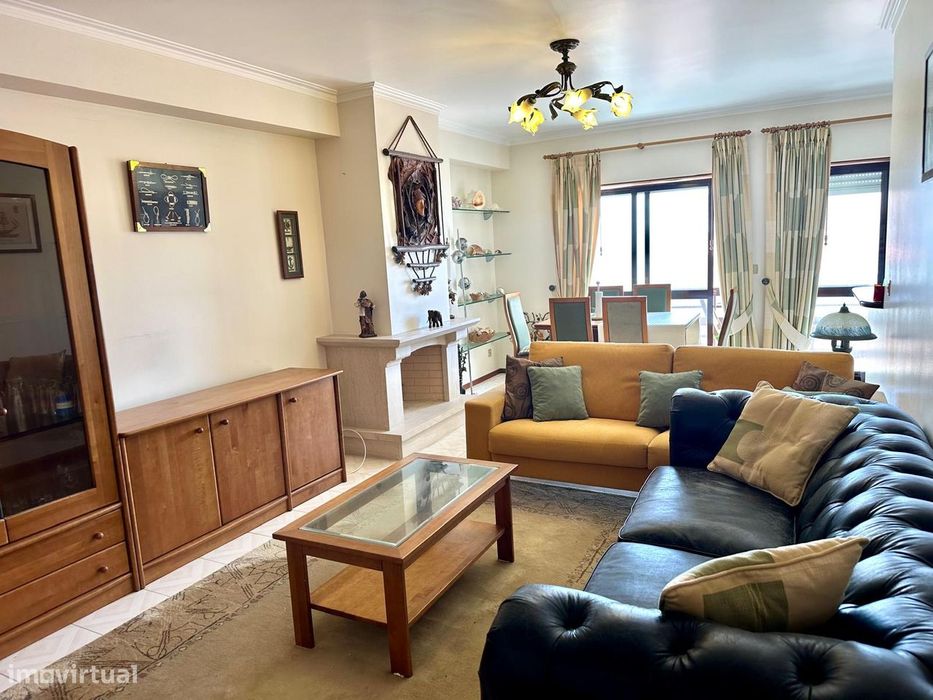 Apartamento T2 + 1