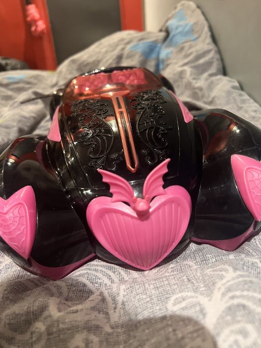Monster High Draculaura Sweet 1600 z samochodem