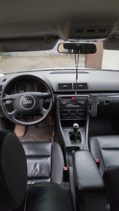 Audi a4b6. Продам.