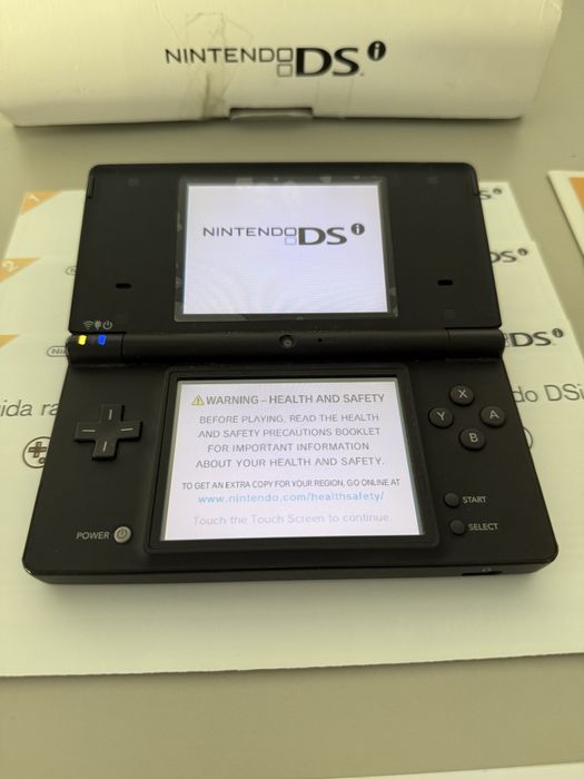 Nintendo dsi Preta com caixa e manuais