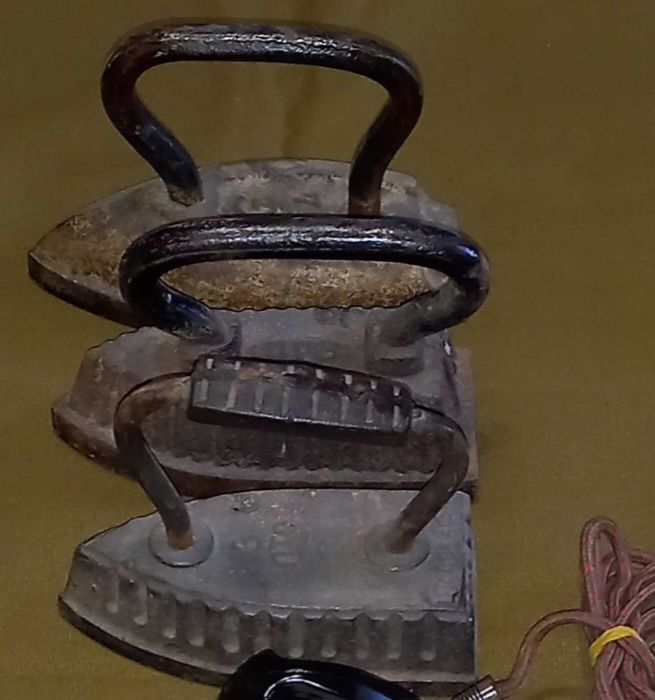 Утюг нагревной,3шт.