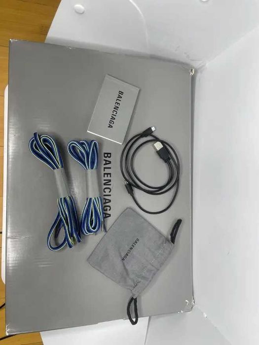 Balenciaga Track LED Blue Yellow Black (читайте опис)