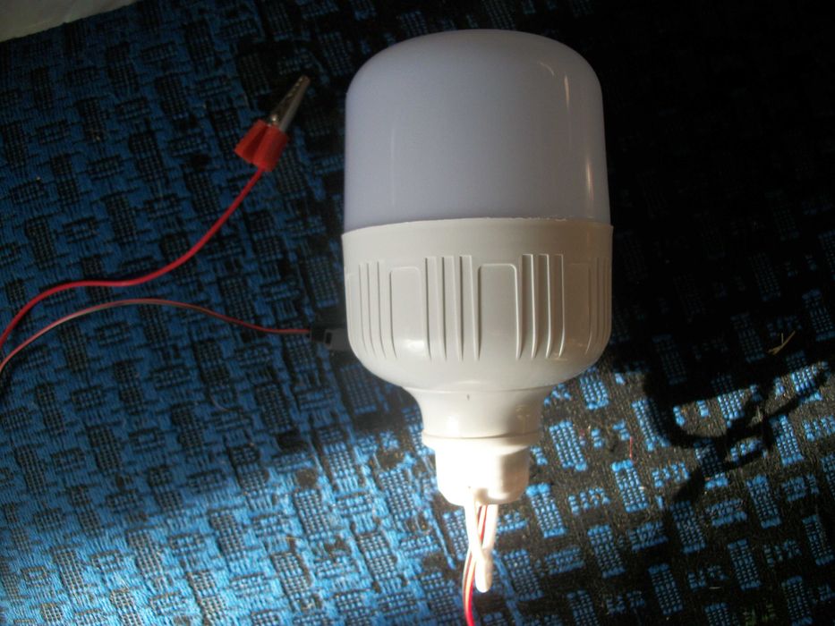 лампочка домашняя на 12 вольт