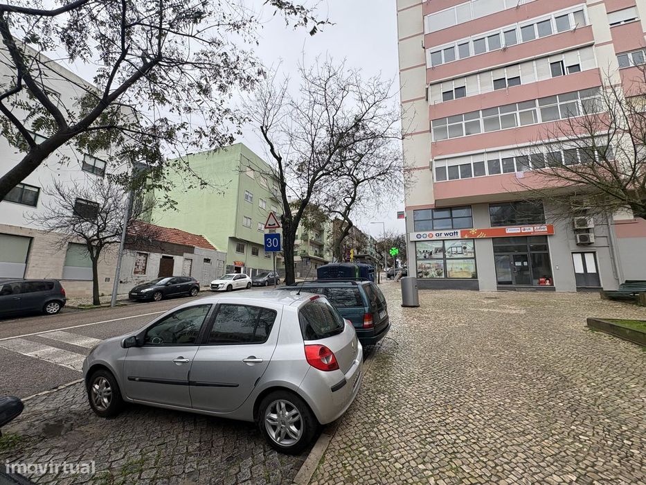 Quarto individual para Arrendamento – Setúbal | Avenida Jaime Cortesão