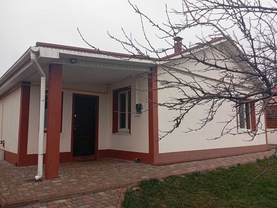 Продам будинок з меблями та всіма зручностями