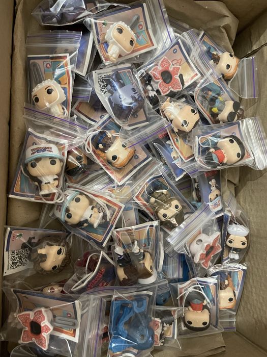 Повна колекція Дивні Дива Очень Странные Дела Strenger Sings