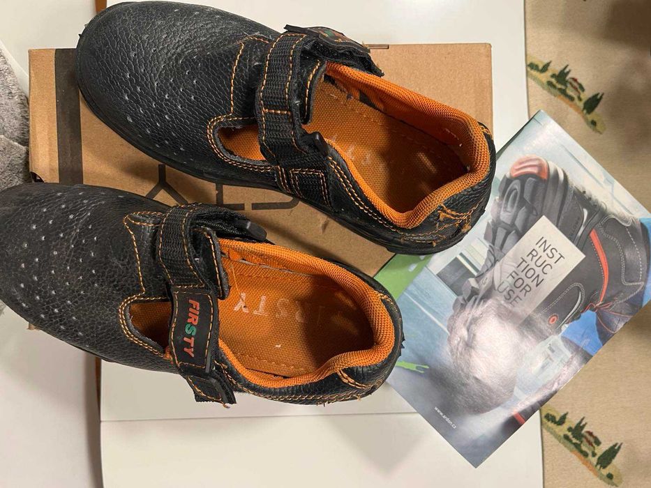 Рабочие туфли Firsty