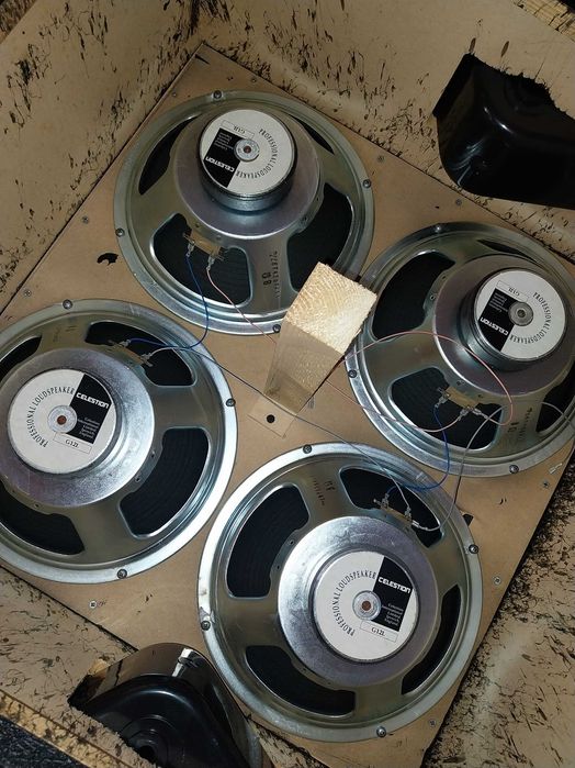 Coluna Marshall 8412 usada (Sequelas de um uso normal durante vários anos)