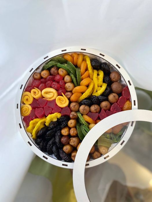 Їстівний подарунок букет для жінки чоловіка чоловічий букет бокс