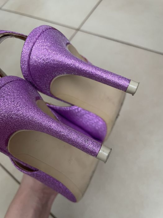H&M wrzosowe blyszczace lila róż buty na obcasie 38