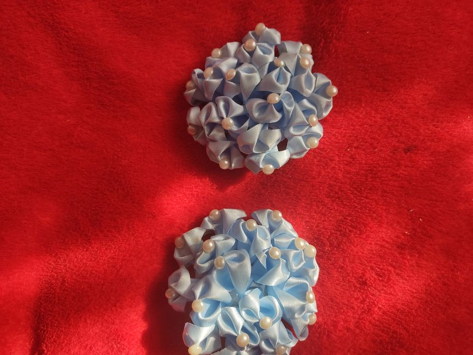 Заколки для волосся