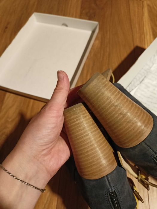 Buty na obcasie Sergio Bardi