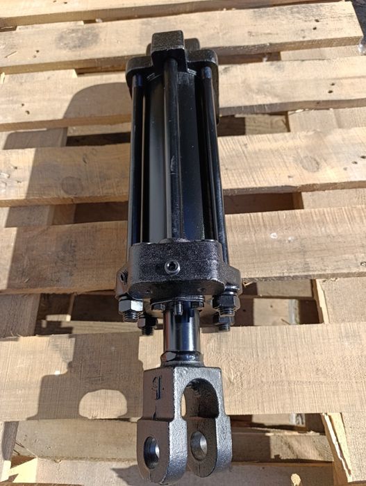 Гідроциліндр ЦС-100х200 (старого зразка)