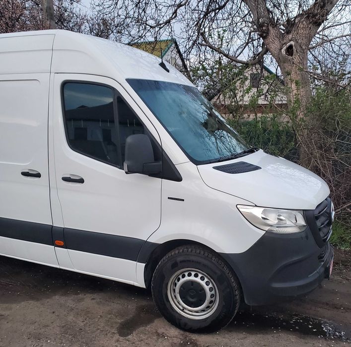 Продам электромобиль Mercedes-Benz eSprinter W910.